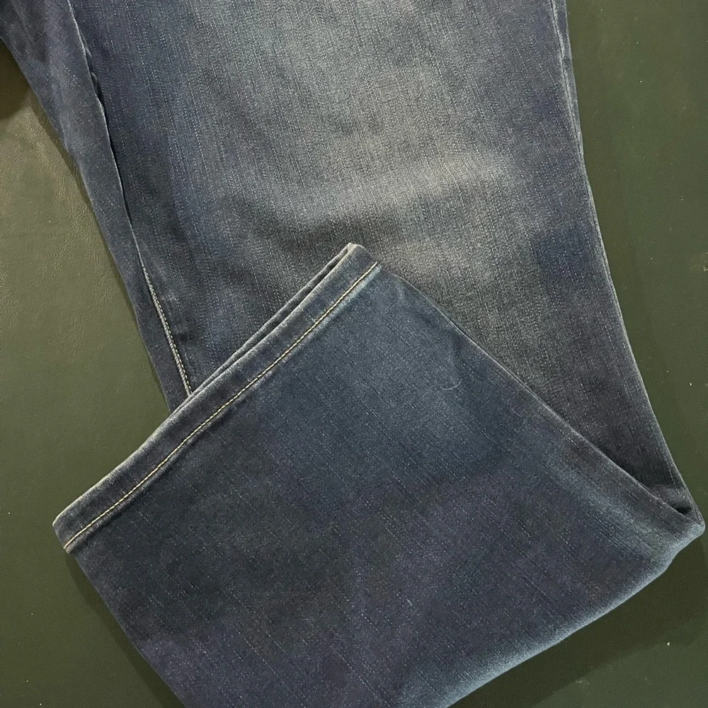 BNWT Plus size Good American straight leg jeans size 18 petite - Picture 3 of 13